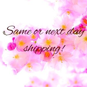 Shipping is super fast and 5 ⭐️ reviews!